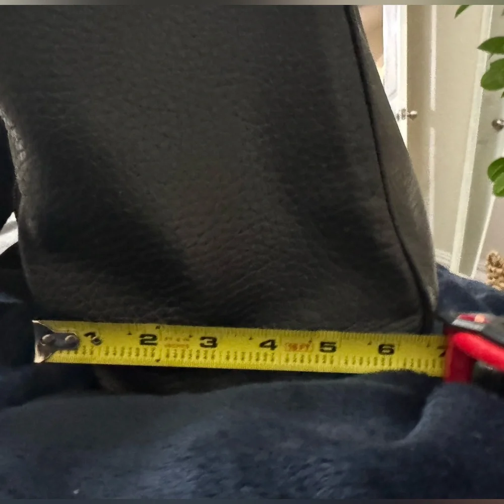 Storksak St James convertible leather Diaper Backpack - Picture 5 of 13